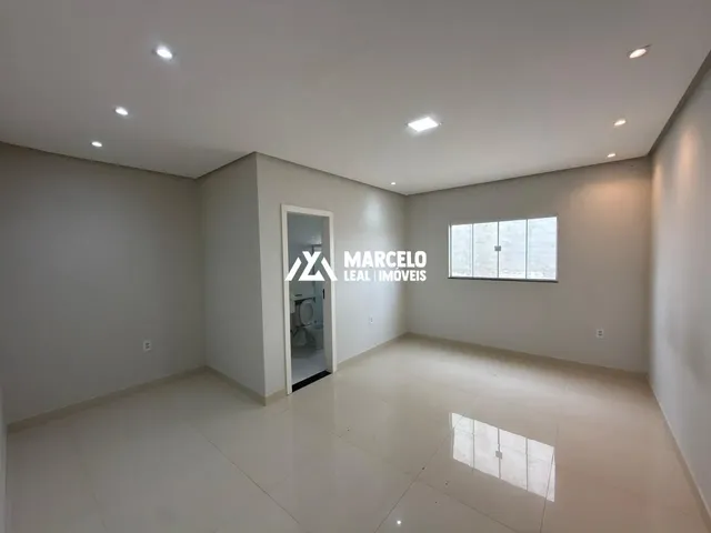Imagem 4: Alugo casa de 2/4 suítes na Av Perimetral em ótima localização na Morada dos Pas