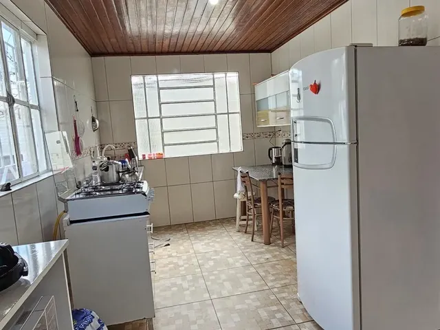 Imagem 4: Casa à Venda em Bairro Tranquilo