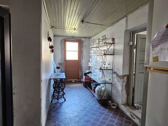 Imagem 10: Casa À Venda no Centro: Ampla Residência com Pátio