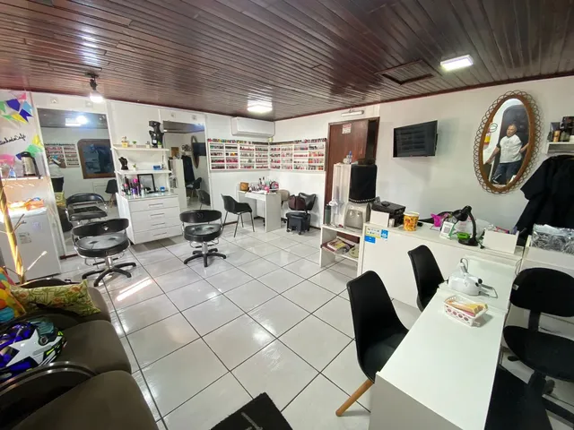 Imagem 9: Casa À Venda Próxima Ao Centro com 2 Dormitórios, 2 Banheiros e Pátio