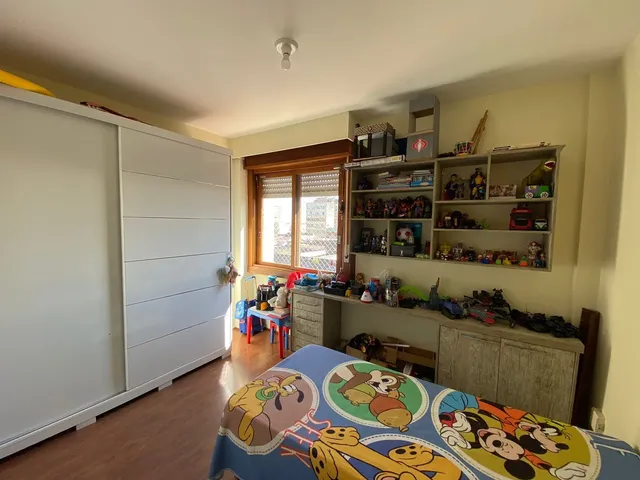 Imagem 4: Casa com 3 Dormitórios à Venda Perto da Praça Grande