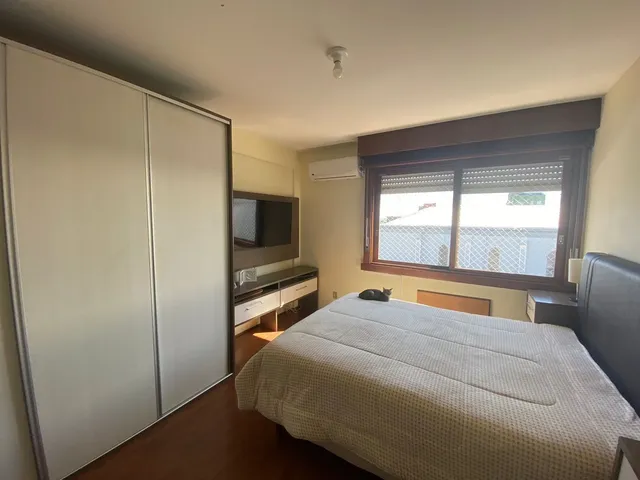 Imagem 11: Casa com 3 Dormitórios à Venda Perto da Praça Grande