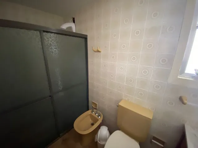 Imagem 2: Casa com 3 Dormitórios à Venda Perto da Praça Grande