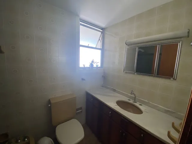 Imagem 7: Casa com 3 Dormitórios à Venda Perto da Praça Grande