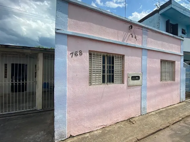 Imagem: Casa à Venda no Centro, Alegrete - 3 Dormitórios