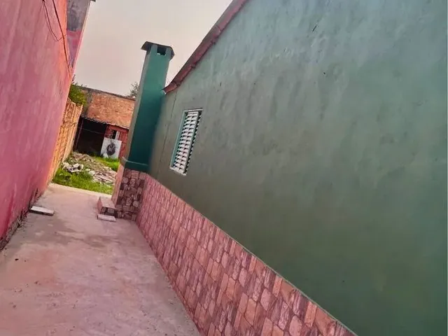 Imagem 6: Casa à Venda no Bairro Prado – 2 Quartos, 90m², Amplo Terreno de 300m²