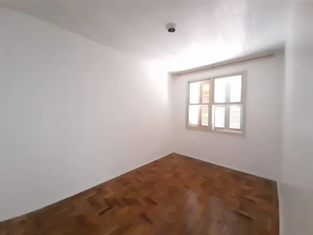 Imagem 6: Apartamento à Venda no Centro de Alegrete - 2 Dormitórios e Garagem