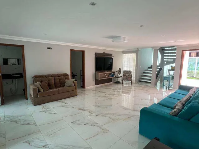 Imagem 2: Casa à venda em Guaratuba, Centro, com 6 quartos, 400m²