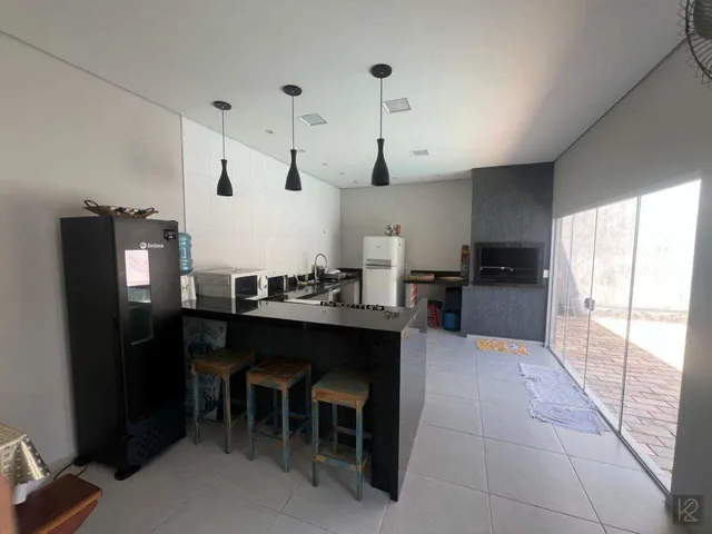 Imagem 8: Casa à venda em Guaratuba, Centro, com 6 quartos, 400m²
