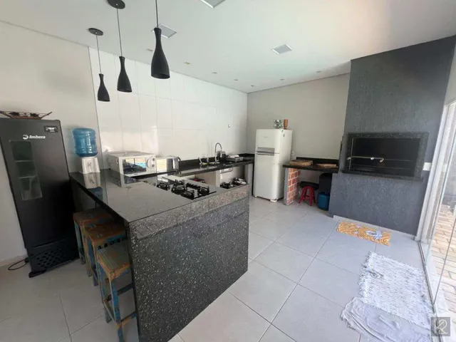 Imagem 9: Casa à venda em Guaratuba, Centro, com 6 quartos, 400m²