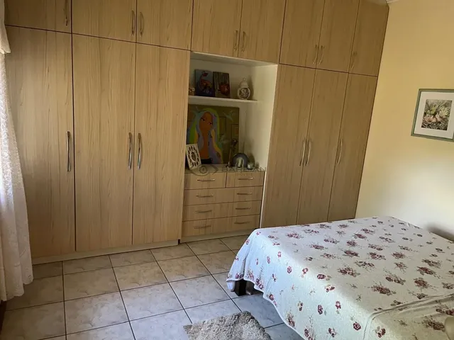 Imagem 11: Linda chácara à venda, local alto, cercada por muito verde e conforto!