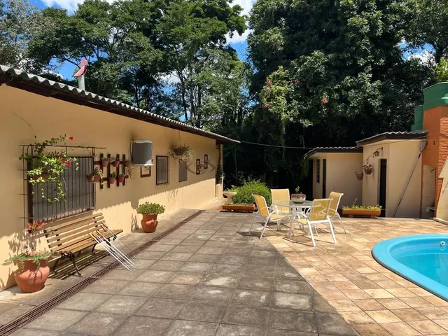 Imagem 16: Linda chácara à venda, local alto, cercada por muito verde e conforto!