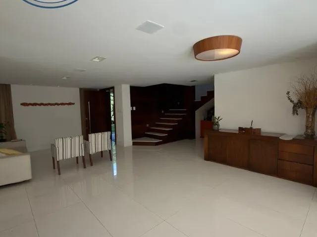 Imagem 12: CASA À VENDA EM CONDOMÍNIO FECHADO NO ITAIGARA, CONTA COM ARQUITETURA MODERNA!