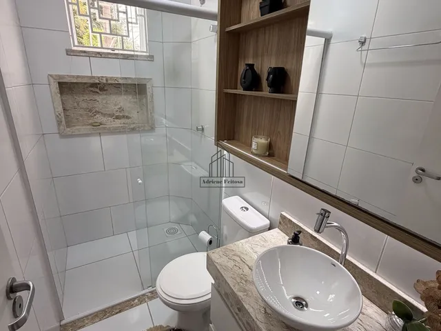Imagem 15: Casa Duplex de esquina com amplo terreno