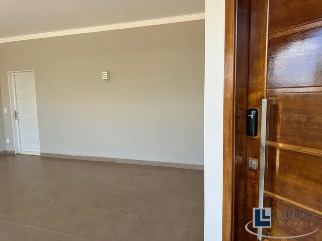 Imagem 5: Linda casa alto padrão para venda no Cond Valencia em Bonfim Paulista, 3 suites, gourmet