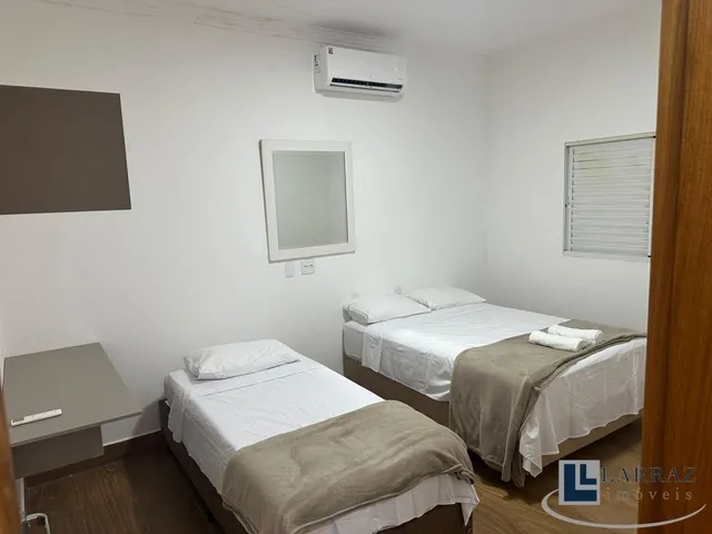 Imagem 2: Linda casa alto padrão para venda no Cond Valencia em Bonfim Paulista, 3 suites, gourmet