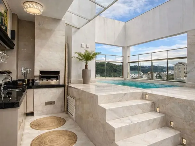 Imagem: Cobertura Duplex na Praia do Canto com 238m²