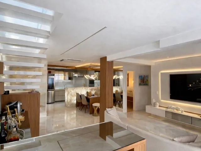 Imagem 2: Cobertura Duplex na Praia do Canto com 238m², 3 quartos, 2 suítes, 3 vagas, lazer