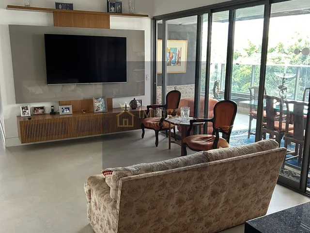 Imagem: O apartamento possui 3 Dormitórios, 3 Suítes, 5