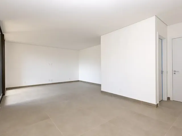 Imagem 8: Apartamento À Venda no Ed Luar - Avulso 1601, com 4 Quartos e 142M²