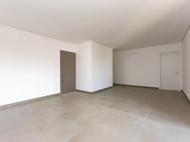 Imagem 5: Apartamento À Venda no Ed Luar - Avulso 1601, com 4 Quartos e 142M²