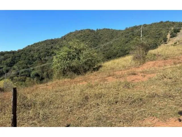 Imagem: O terreno possui 1.080m² de Área Privada, Imóvel de