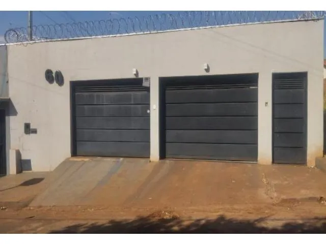 Imagem: CASA RESIDENCIAL em Quirinópolis - GO