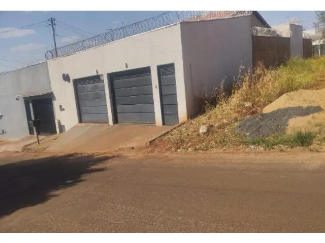 Imagem 4: CASA RESIDENCIAL em Quirinópolis - GO, Jardim Vitória