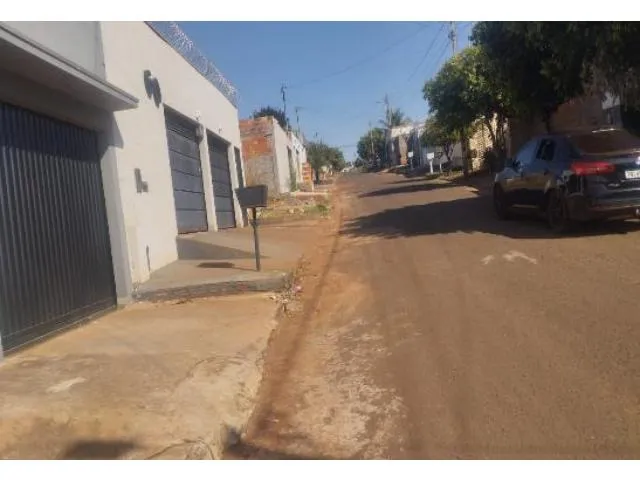 Imagem 5: CASA RESIDENCIAL em Quirinópolis - GO, Jardim Vitória