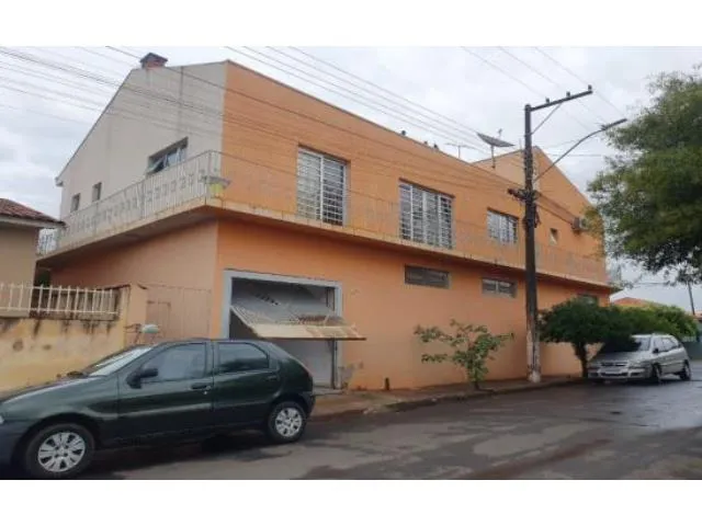 Imagem: CASA RESIDENCIAL em CARLÓPOLIS - PR, CENTRO
