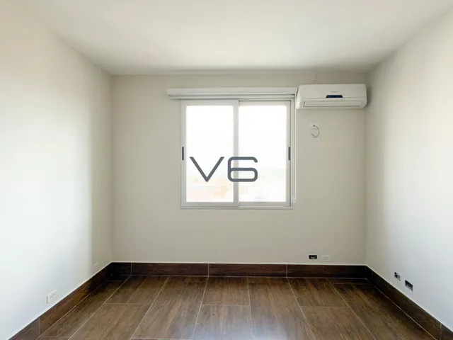 Imagem 15: Apartamento Cobertura Duplex com 6 quartos, 3 vagas de garagem, 483,2m² privativos, no