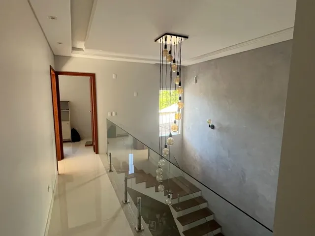 Imagem 2: Casa Ampla Semimobiliada com Duas Salas Comercias - Bairro Pagani em Palhoça/SC
