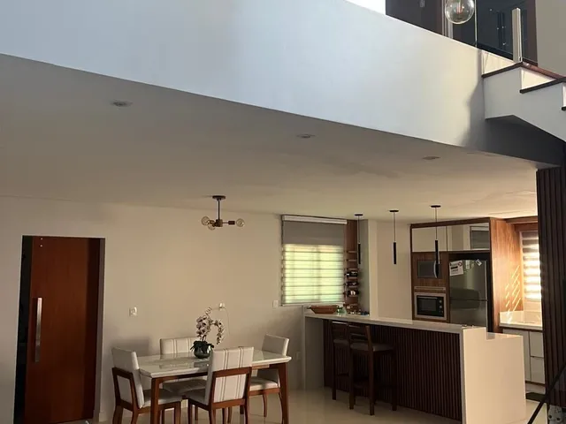 Imagem 3: Casa Ampla Semimobiliada com Duas Salas Comercias - Bairro Pagani em Palhoça/SC