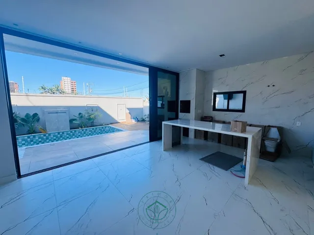 Imagem 10: Sobrado 4 suítes - Centro - Balneário Piçarras