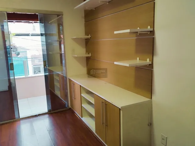 Imagem 4: Casa 4 Quartos com 2 Suítes e 2 Vagas – 418m² – Bairro Heliópolis – Região