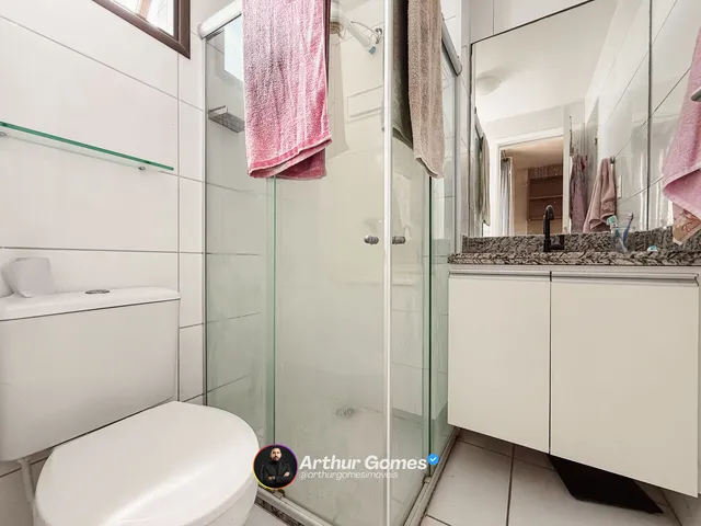 Imagem 3: Apartamento em Candeias com 2 Quartos e Vista Mar - Edf Famille Candeias