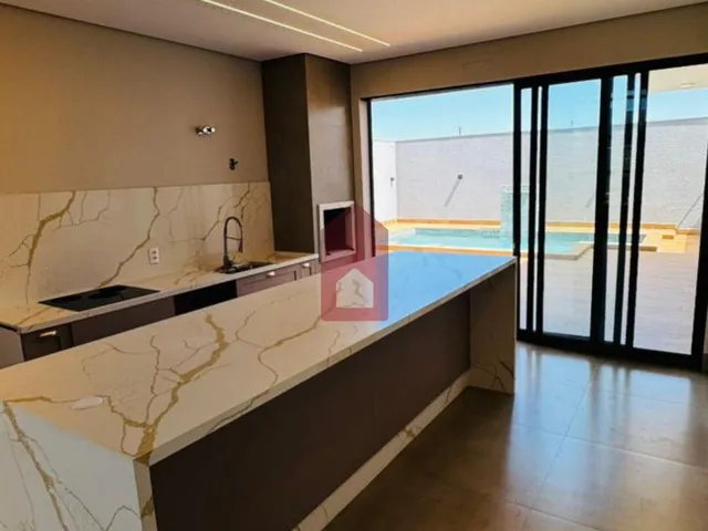 Imagem 12: Casa com Piscina, Amplo Quintal e Energia Fotovoltaica