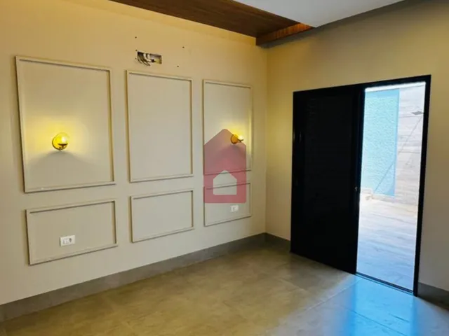 Imagem 11: Casa com Piscina, Amplo Quintal e Energia Fotovoltaica
