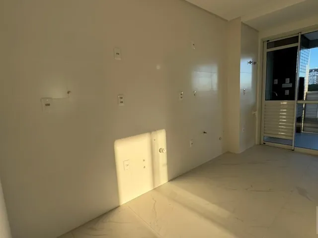 Imagem 2: Apartamento 2 suítes no Estreito