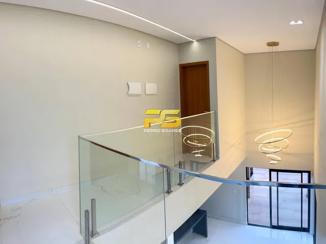 Imagem 16: Casa com 160M² para Alugar em Cond. Fechado de Alto Padrão