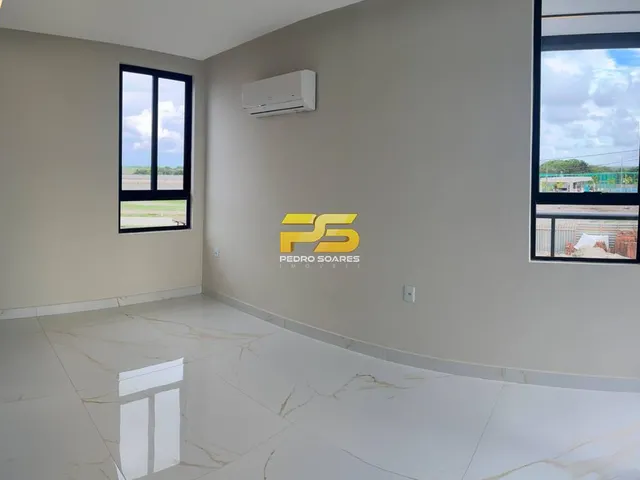 Imagem 3: Casa com 160M² para Alugar em Cond. Fechado de Alto Padrão