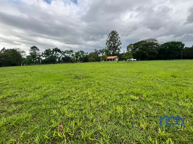 Imagem: Sítio com 5 Quartos e 2 banheiros à Venda