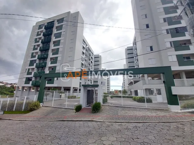 Imagem: O apartamento possui 2 Dormitórios, 1 Suíte, 1 Banheiro,