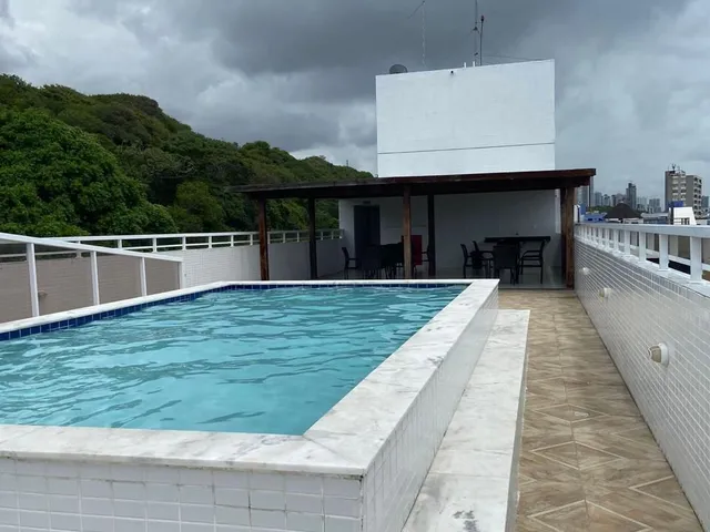 Imagem: Flat a poucos metros da beira mar do Cabo