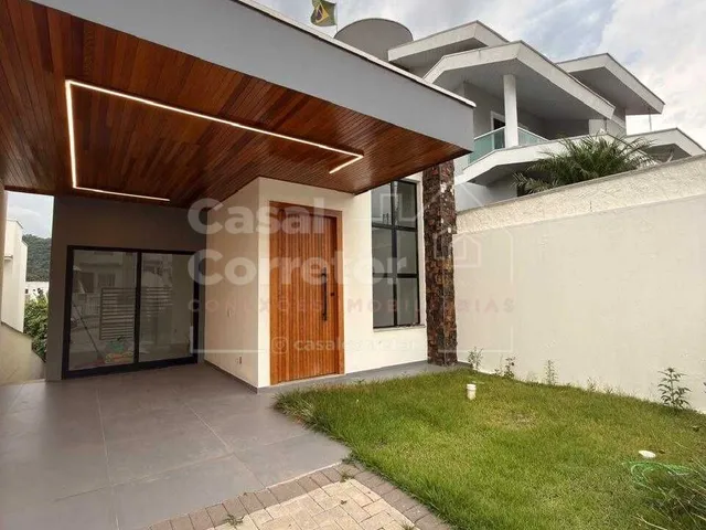 Imagem: CASA COM 1 SUITE MAIS 2 DEMIS SUITES