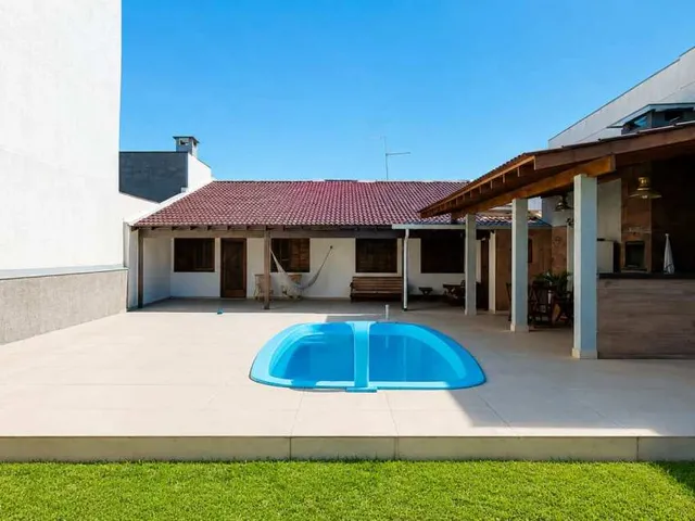 Imagem: Casa à venda em Guaratuba, BALNEARIO COROADOS