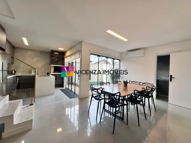 Imagem: Sobrado Geminado alto padrão á venda com