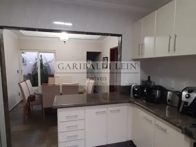 Imagem 2: CASA - AMPARO Casa com 3 dormitórios