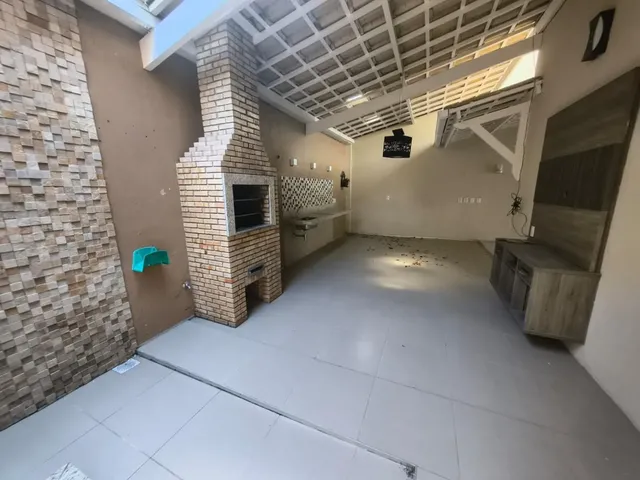 Imagem 5: Casa à Venda em Condomínio Fechado