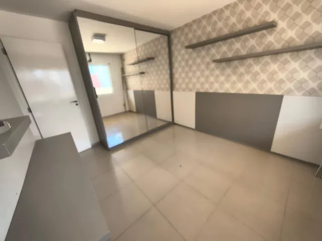 Imagem 6: Casa à Venda em Condomínio Fechado